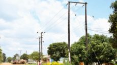 Power regulator cuts tariffs for commercial customers