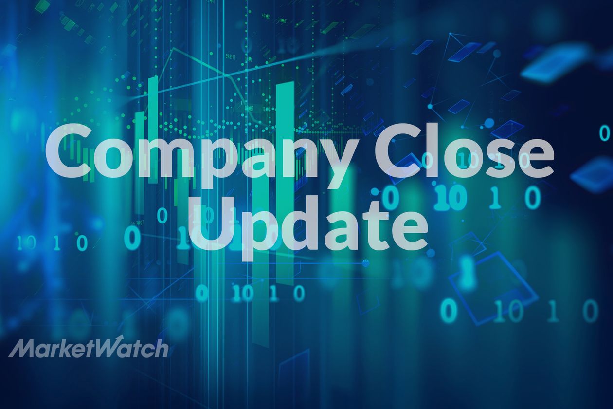 Exxon Mobil Corp. stock underperforms Friday when compared to competitors despite daily gains