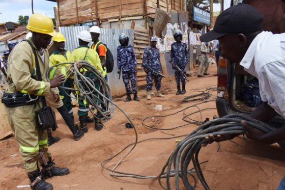 Umeme arrests hundreds in Kampala for pinching electricity