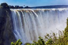 Travel Writer Tells Us Why Victoria Falls is Spectacular