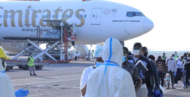 Flights to Dubai suspended, Cranes call off trip