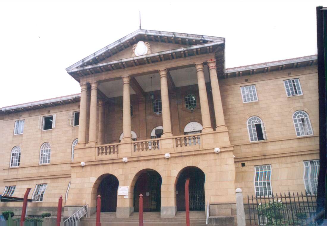 Inside court row to stop Uhuru CRB freeze order