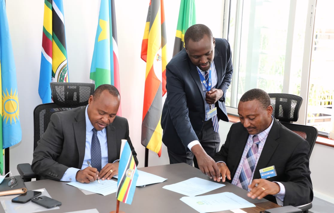 KCB, EAC ink deal on establishment of Mini-Branch in Arusha